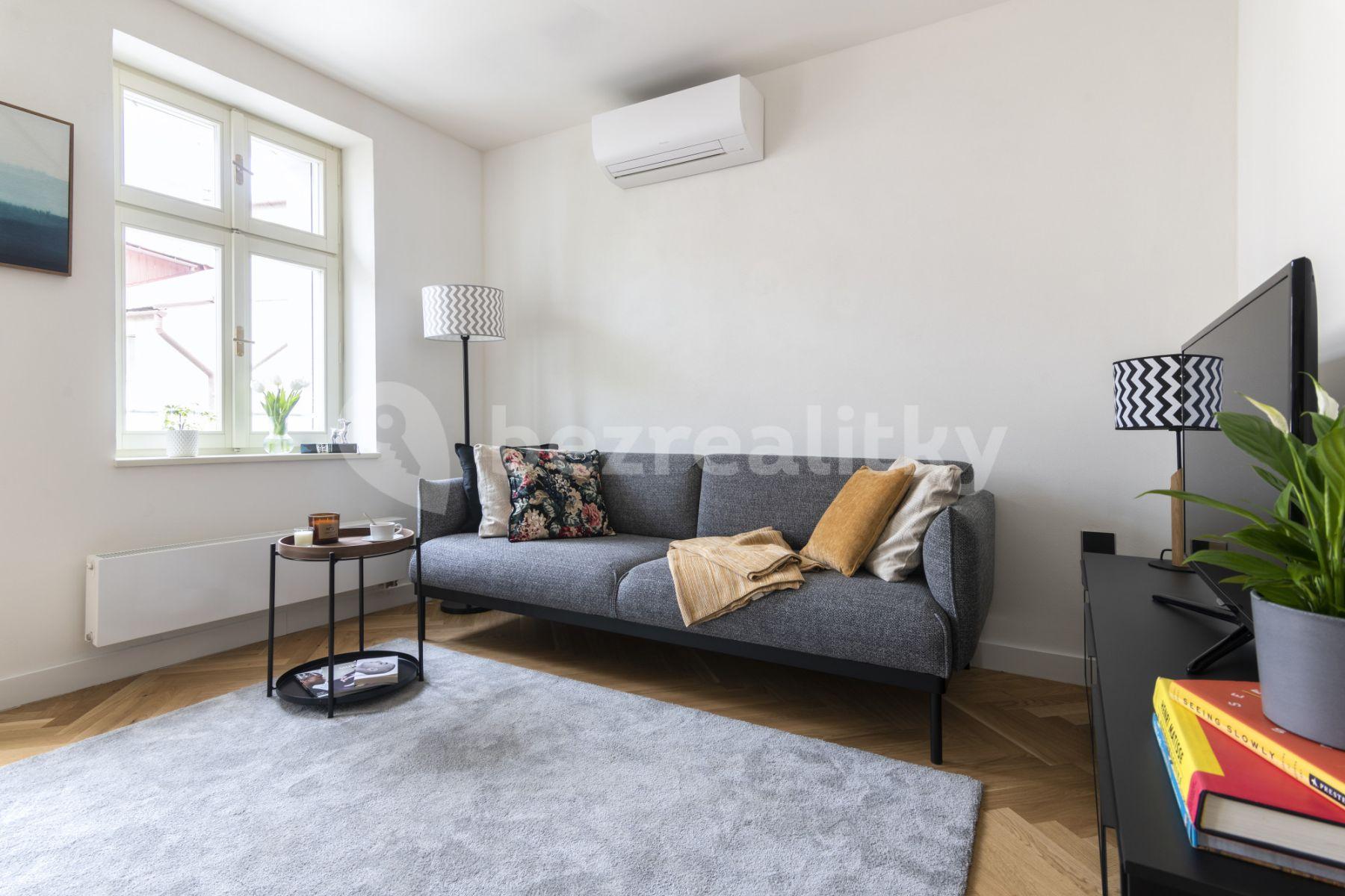 Pronájem bytu 2+kk 47 m², Bořivojova, Praha, Praha