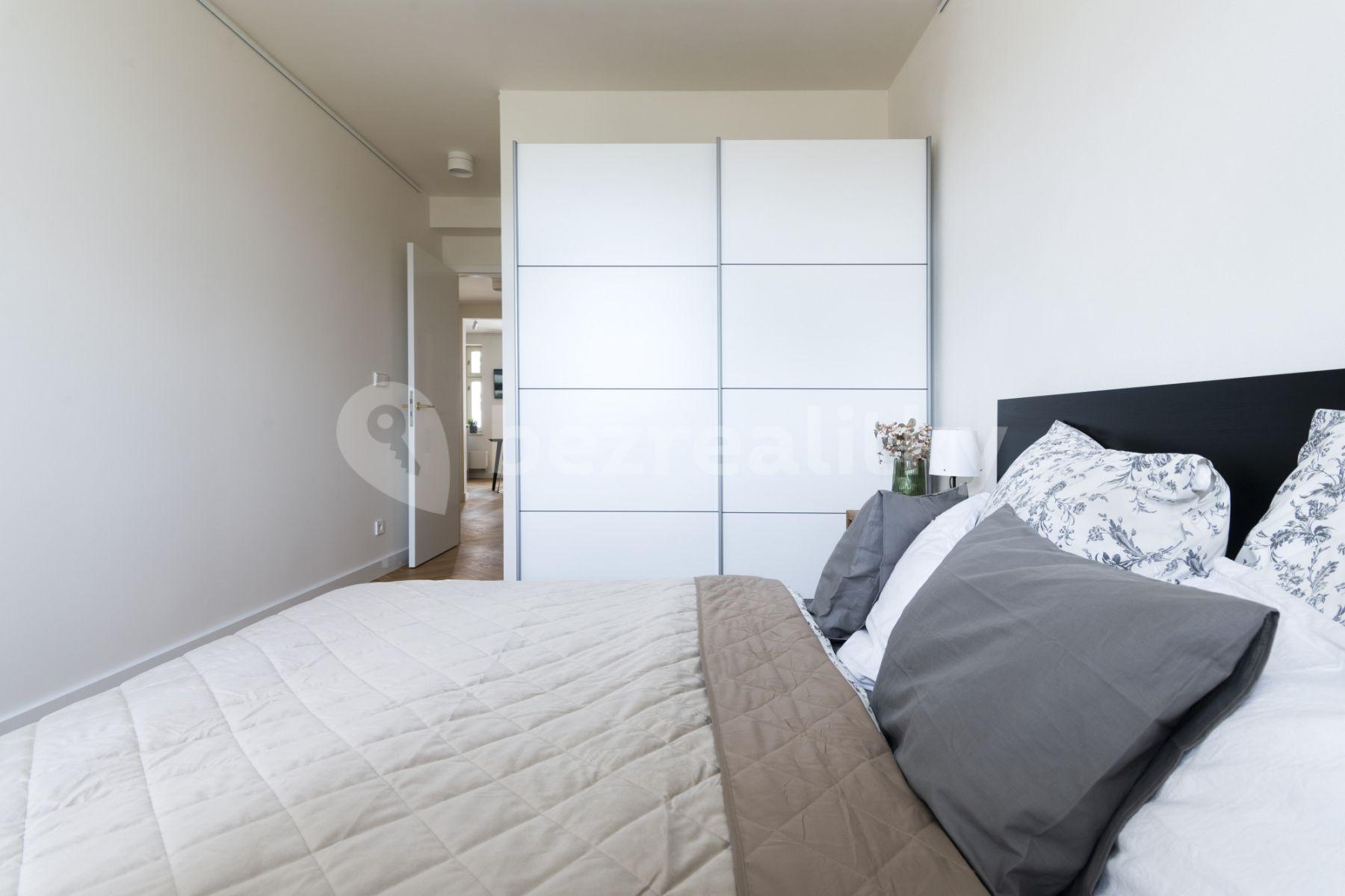 Pronájem bytu 2+kk 47 m², Bořivojova, Praha, Praha