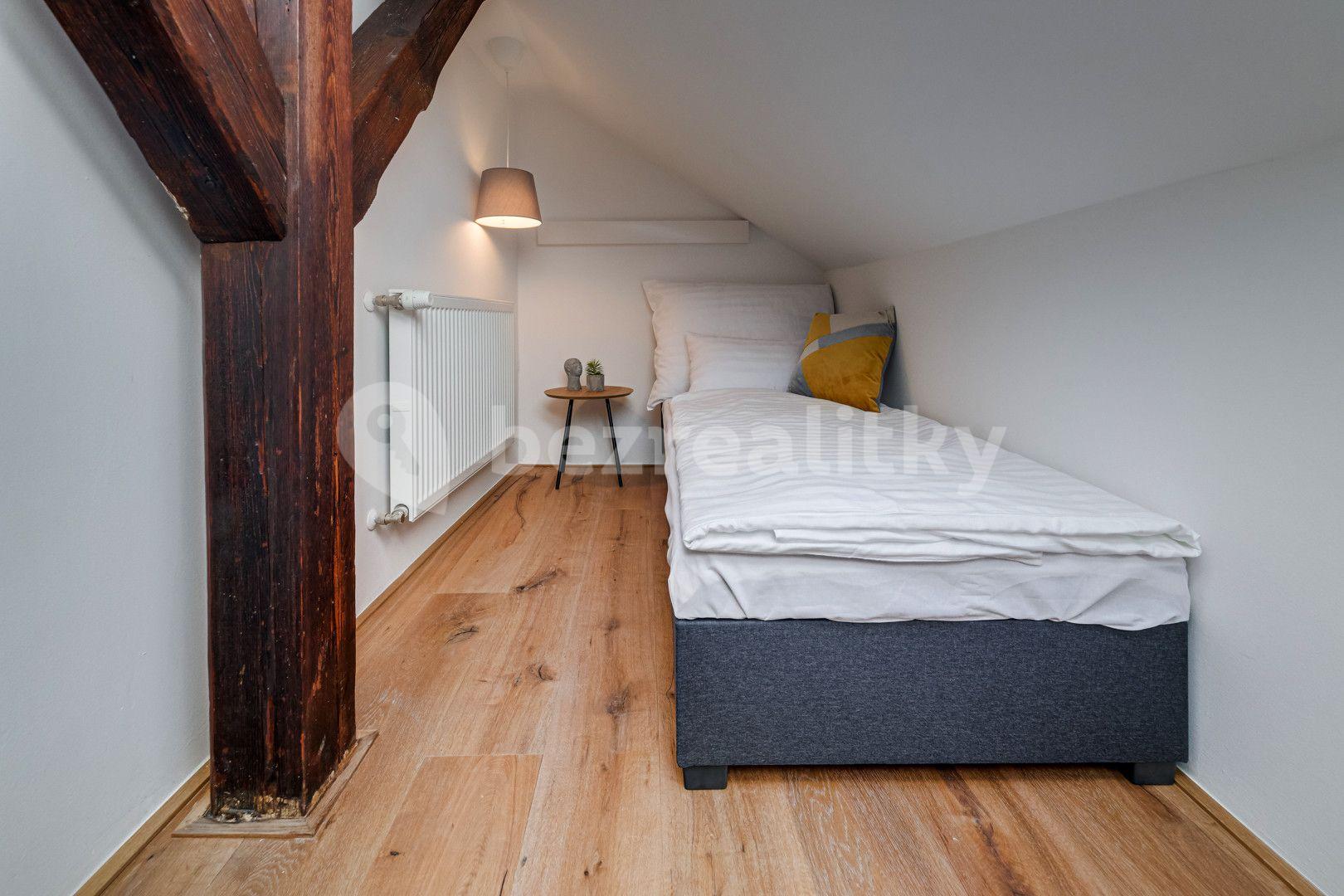 Pronájem bytu 3+1 74 m², Kaizlovy sady, Praha, Praha