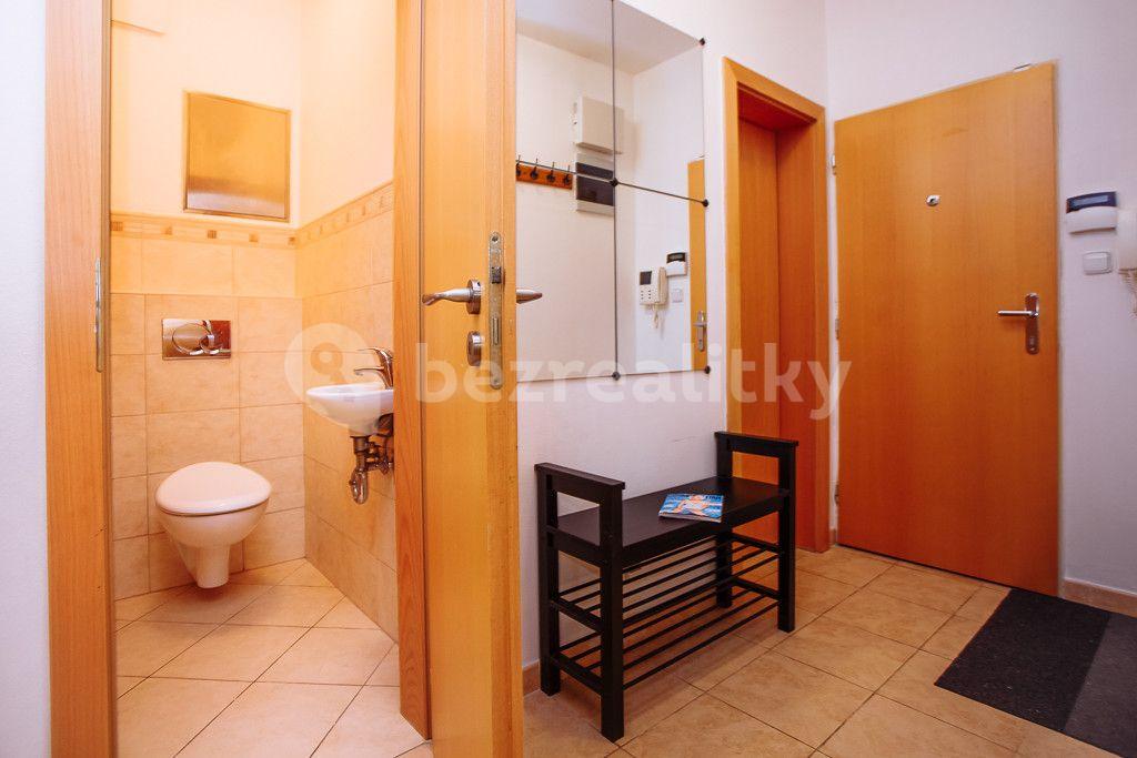 Pronájem bytu 2+1 60 m², Lublaňská, Praha, Praha