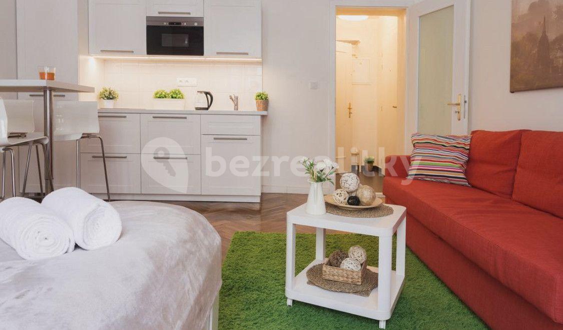 Pronájem bytu 1+kk 32 m², Šimáčkova, Praha, Praha