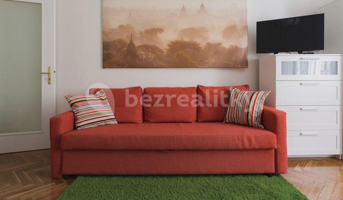 Pronájem bytu 1+kk 32 m², Šimáčkova, Praha, Praha