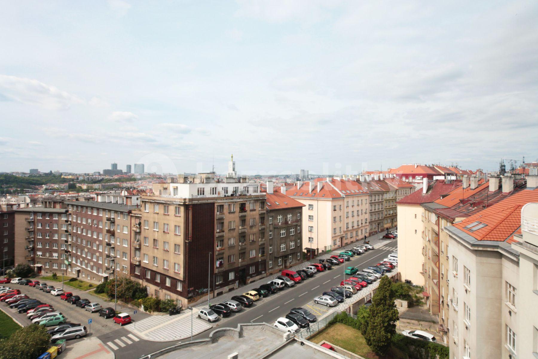 Pronájem bytu 1+1 34 m², Dvacátého osmého pluku, Praha, Praha