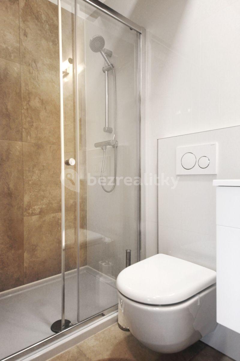 Pronájem bytu 1+1 34 m², Bulharská, Praha, Praha