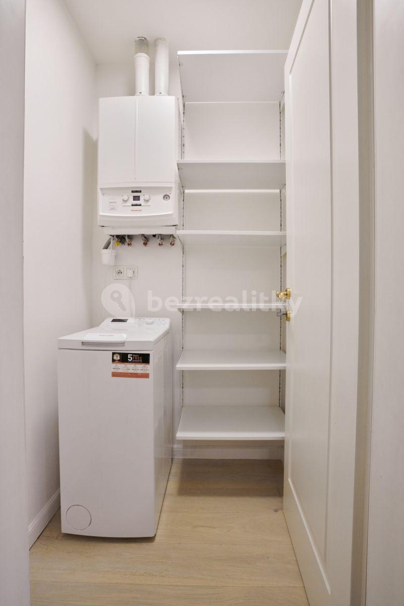 Pronájem bytu 2+kk 33 m², V Lesíčku, Praha, Praha