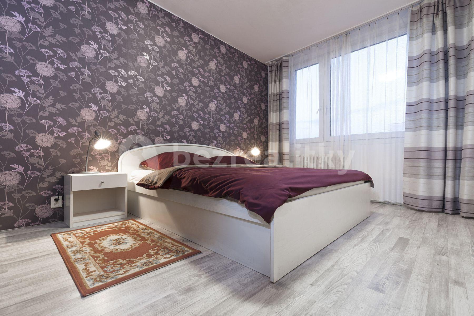 Pronájem bytu 2+1 60 m², U Sluncové, Praha, Praha