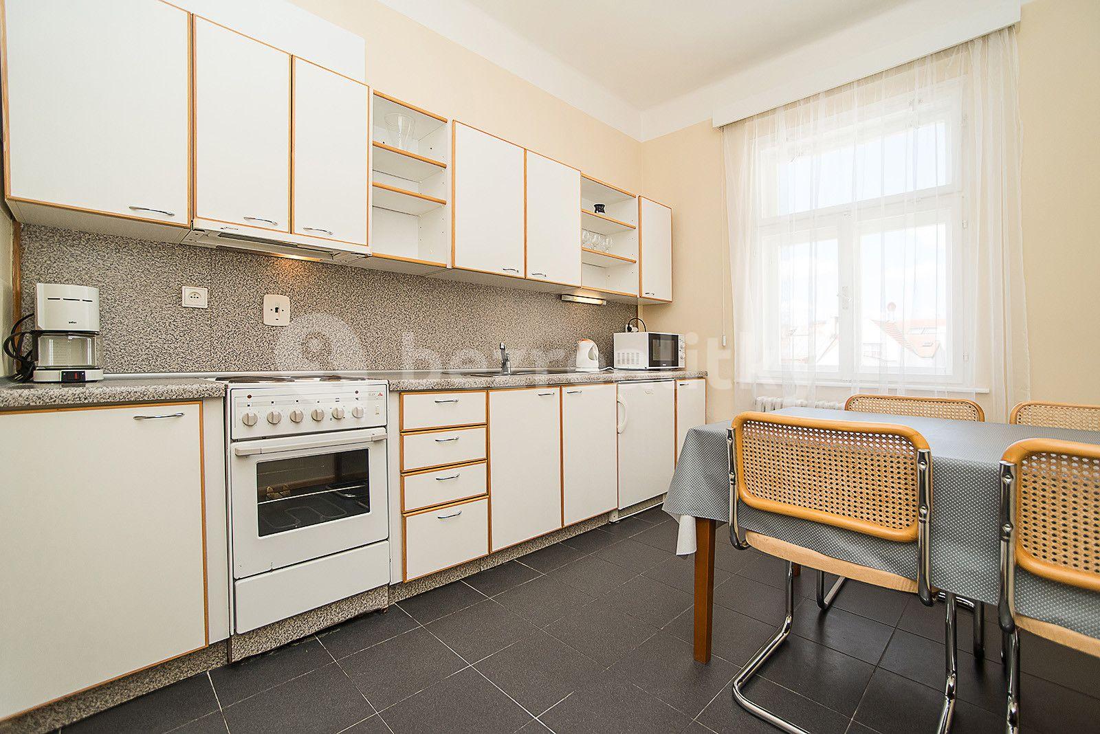 Pronájem bytu 3+1 72 m², Americká, Praha, Praha