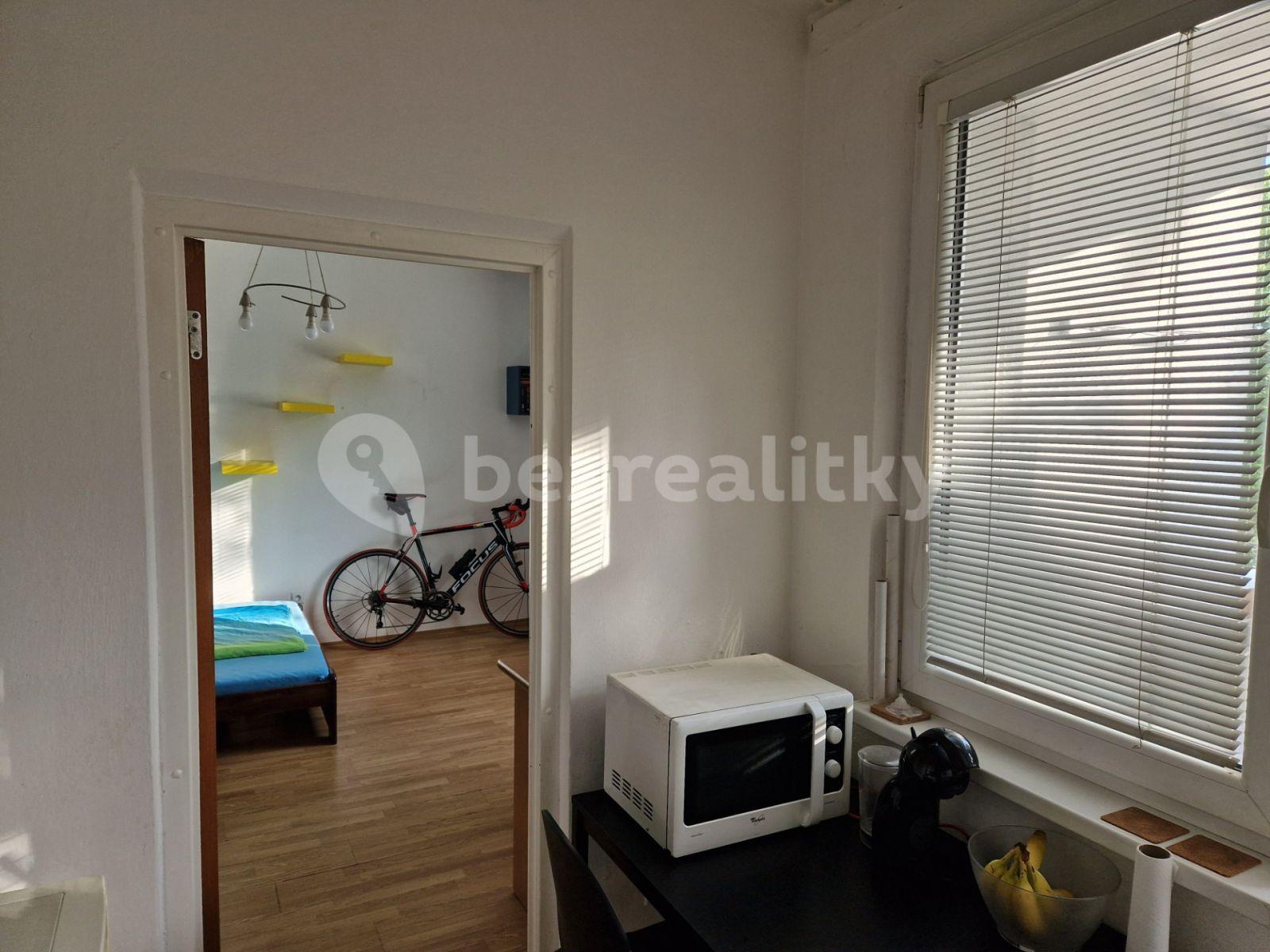 Prodej bytu 1+1 35 m², Hraničná, Ružinov, Bratislavský kraj