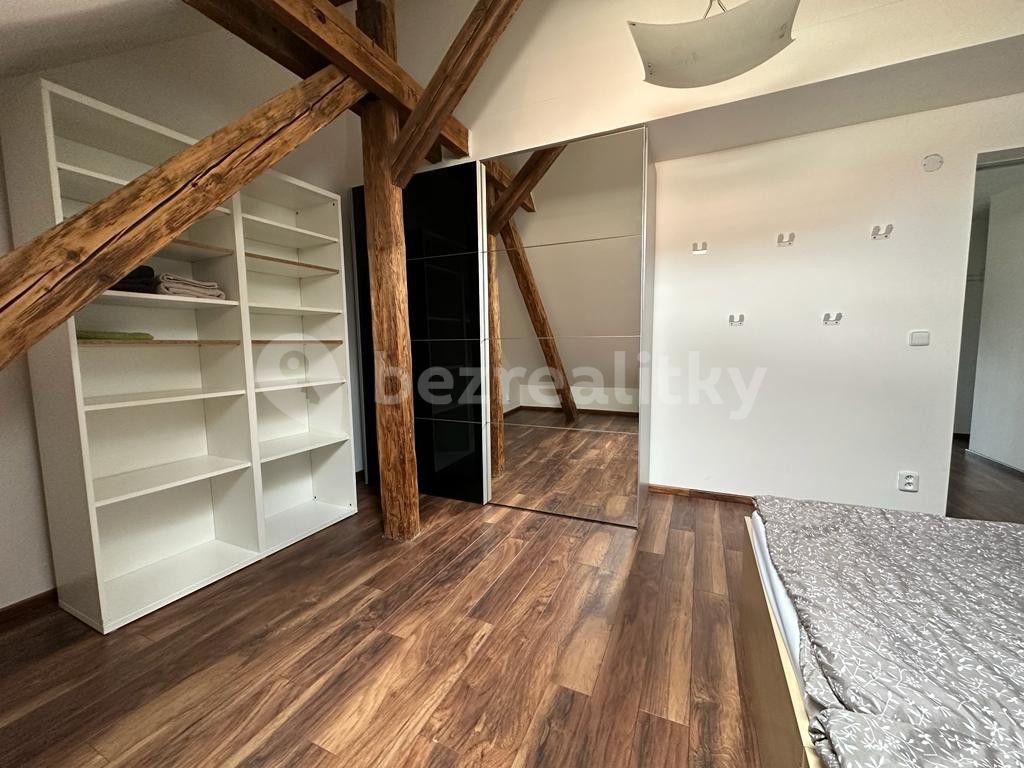 Pronájem bytu 2+1 56 m², Klapkova, Praha, Praha