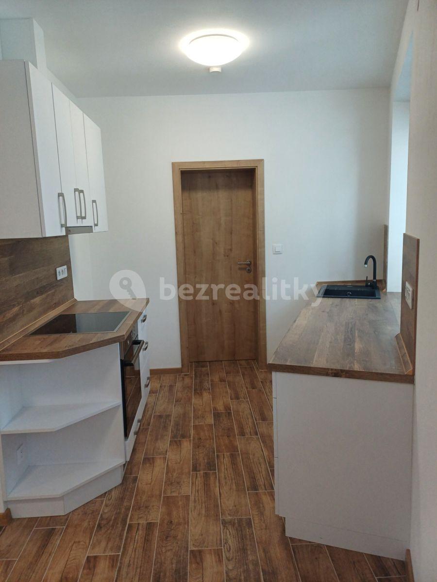 Pronájem bytu 4+1 85 m², Nová Pražská, Benešov, Středočeský kraj