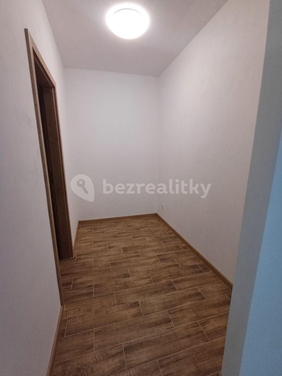 Pronájem bytu 4+1 85 m², Nová Pražská, Benešov, Středočeský kraj