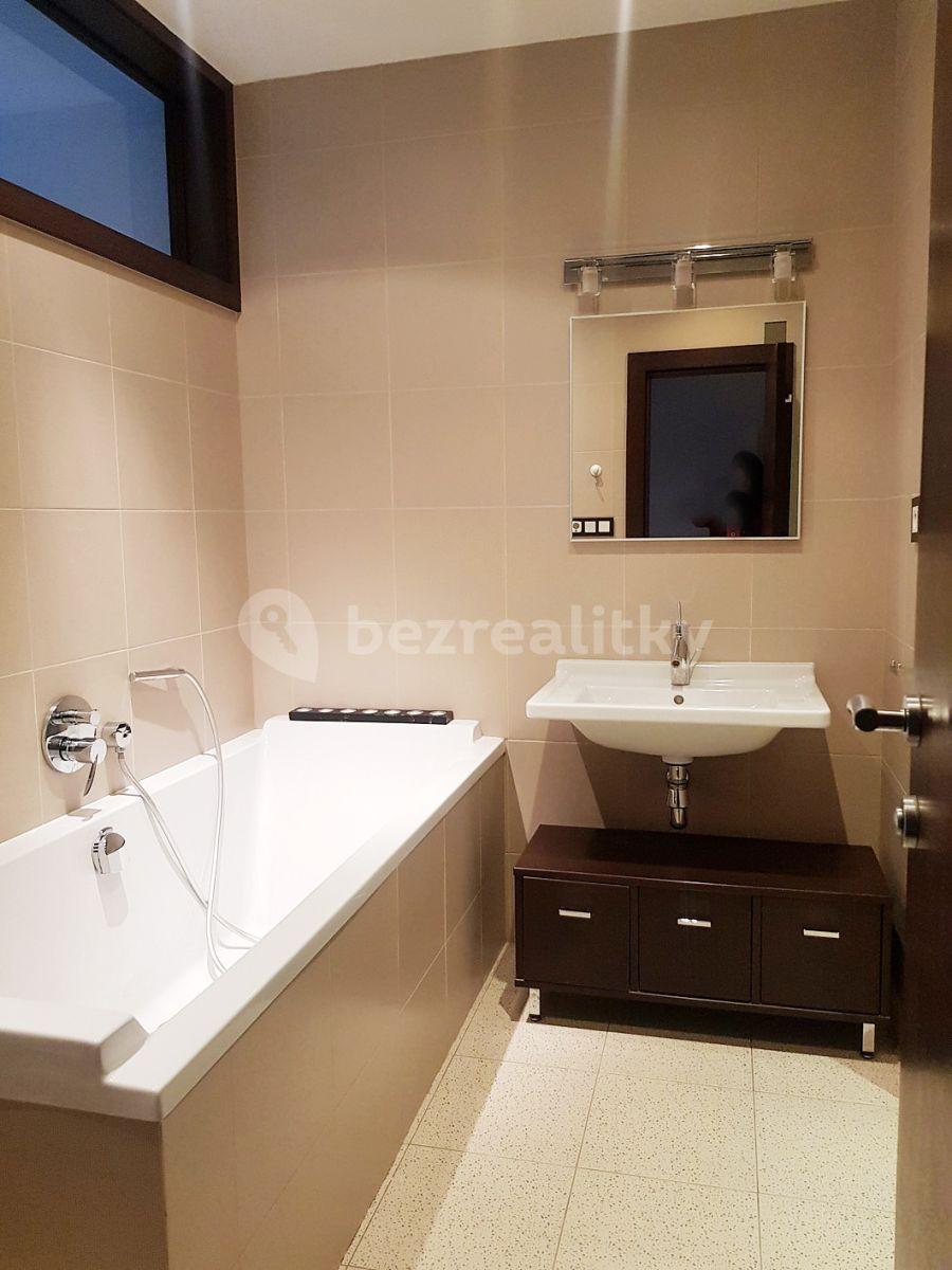 Prodej bytu 3+1 88 m², Sladová, Ružinov, Bratislavský kraj