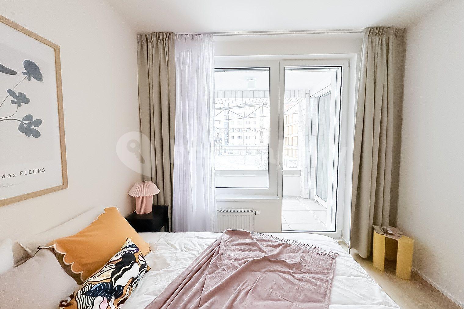 Pronájem bytu 2+1 63 m², U Pergamenky, Praha, Praha