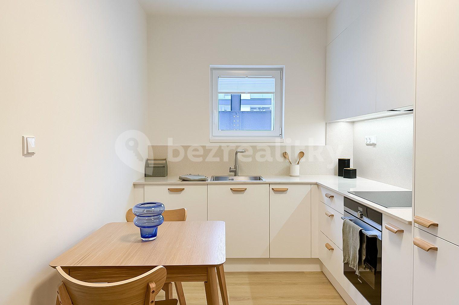 Pronájem bytu 2+1 63 m², U Pergamenky, Praha, Praha