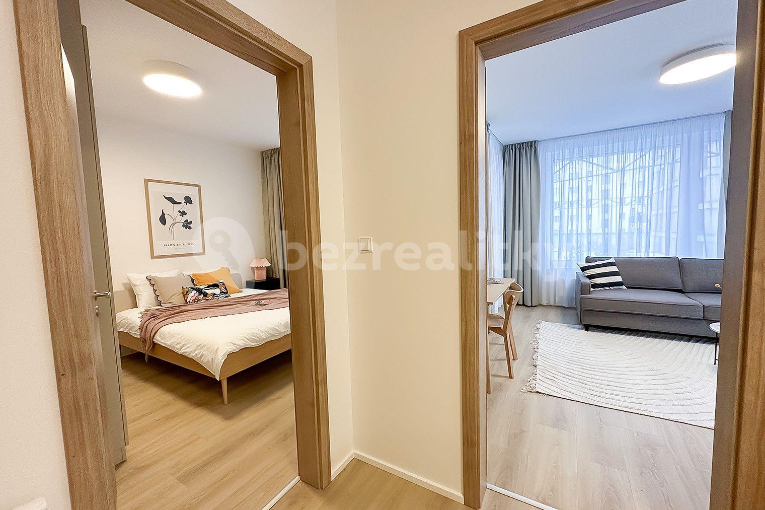 Pronájem bytu 2+1 63 m², U Pergamenky, Praha, Praha