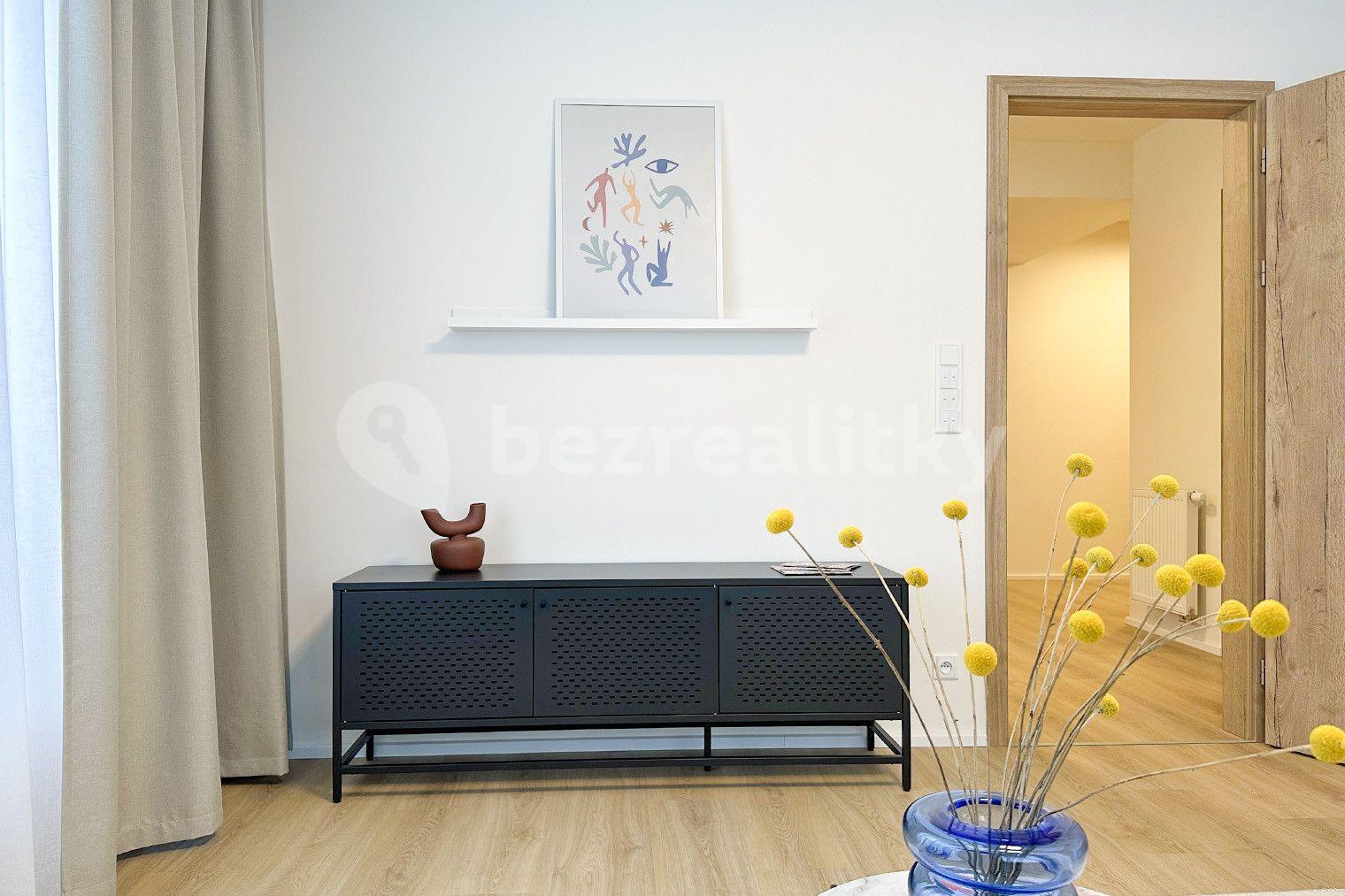 Pronájem bytu 2+1 63 m², U Pergamenky, Praha, Praha