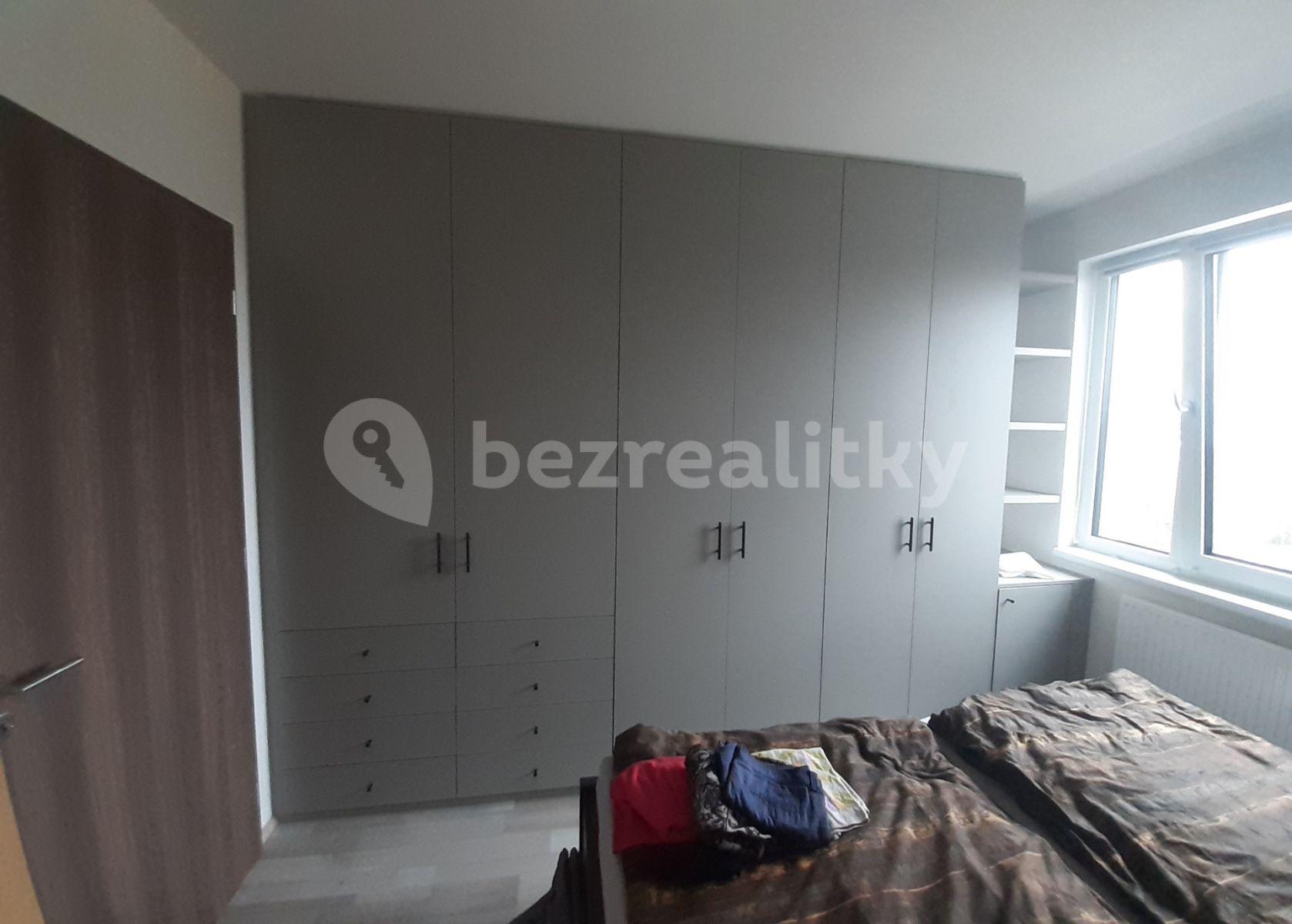 Prodej bytu 3+kk 63 m², Zvěřinova, Praha, Praha