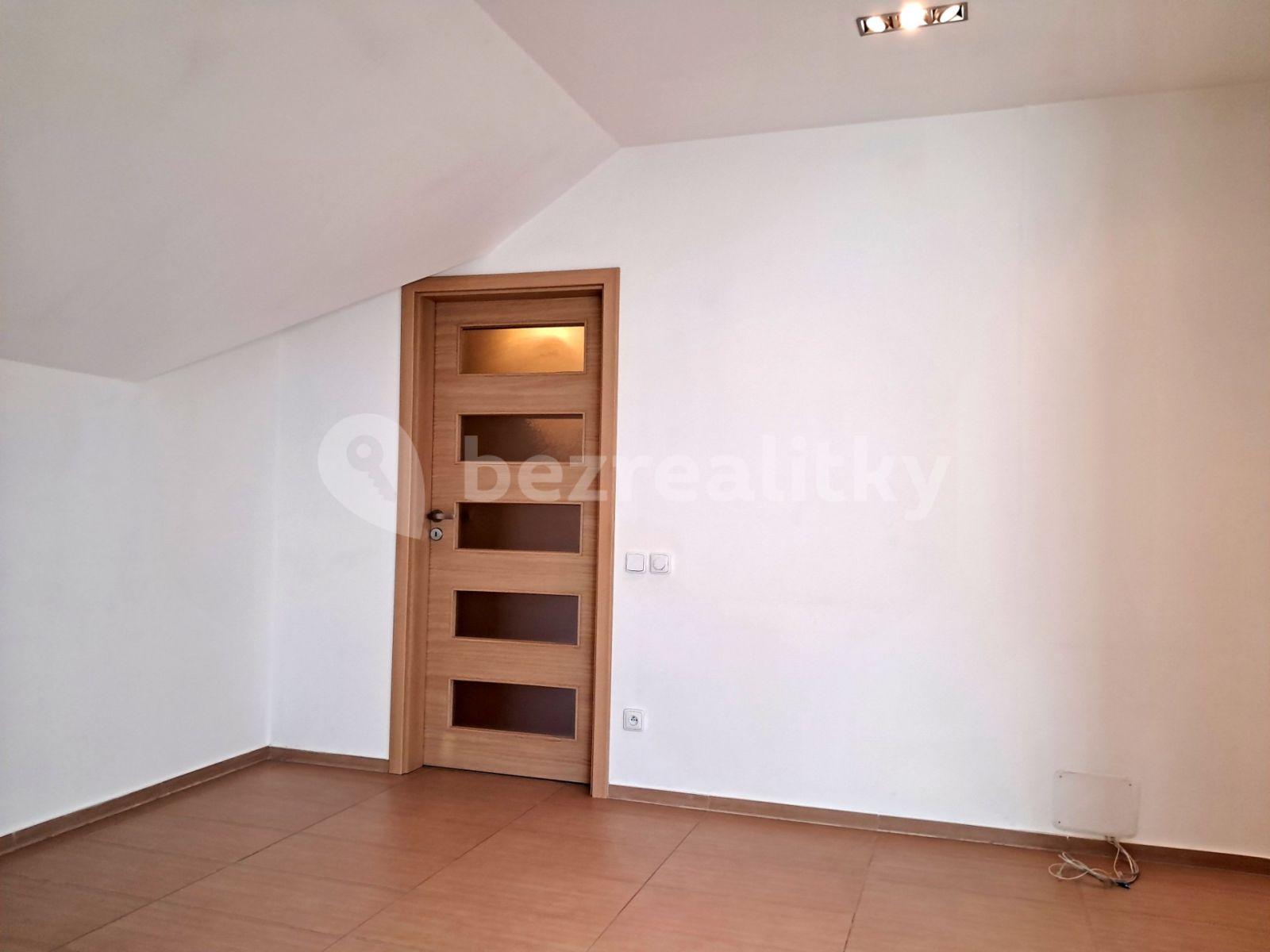 Pronájem bytu 2+kk 76 m², Libušina, Roudnice nad Labem, Ústecký kraj