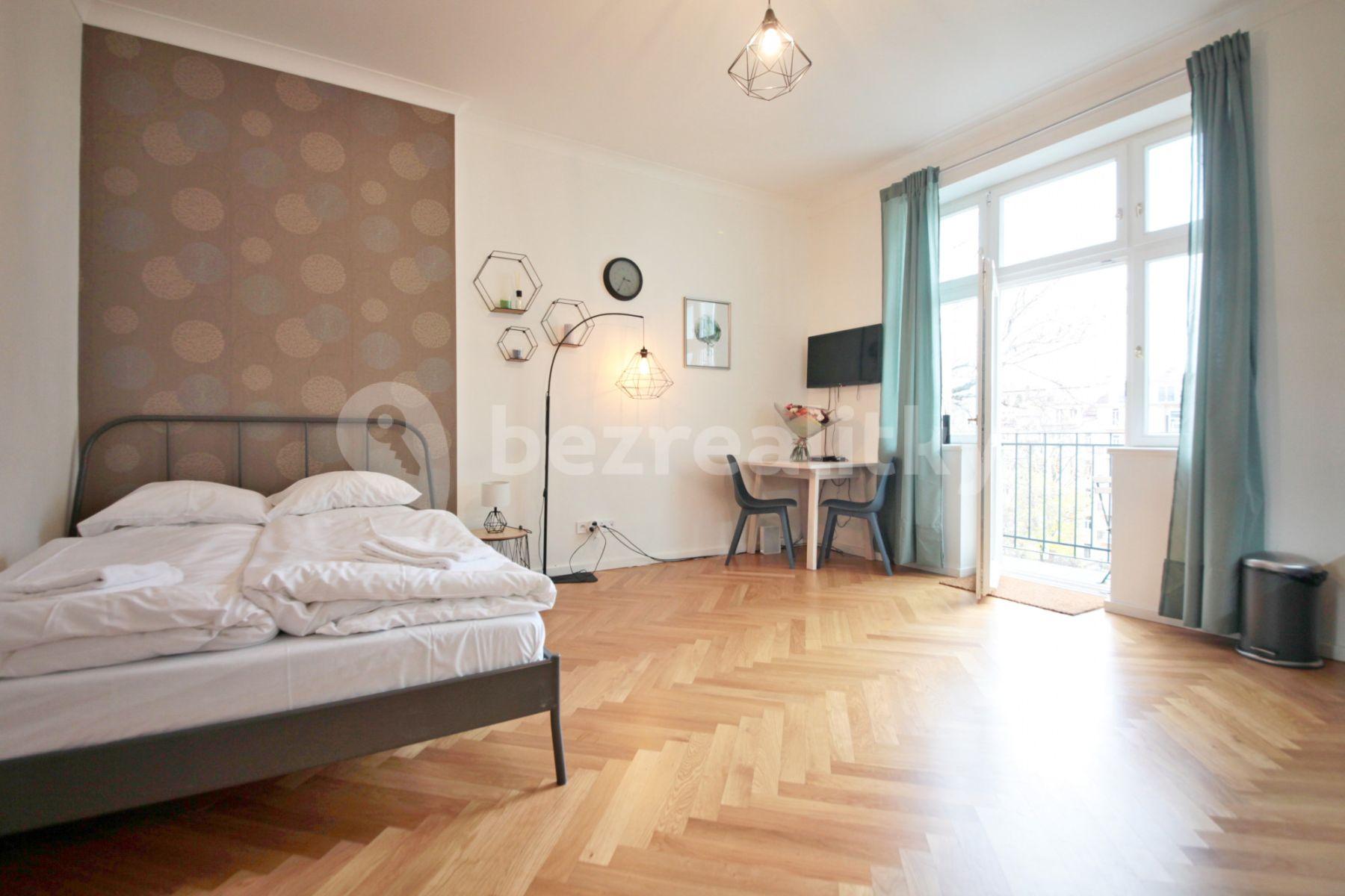 Pronájem bytu 1+kk 29 m², Slavíkova, Praha, Praha