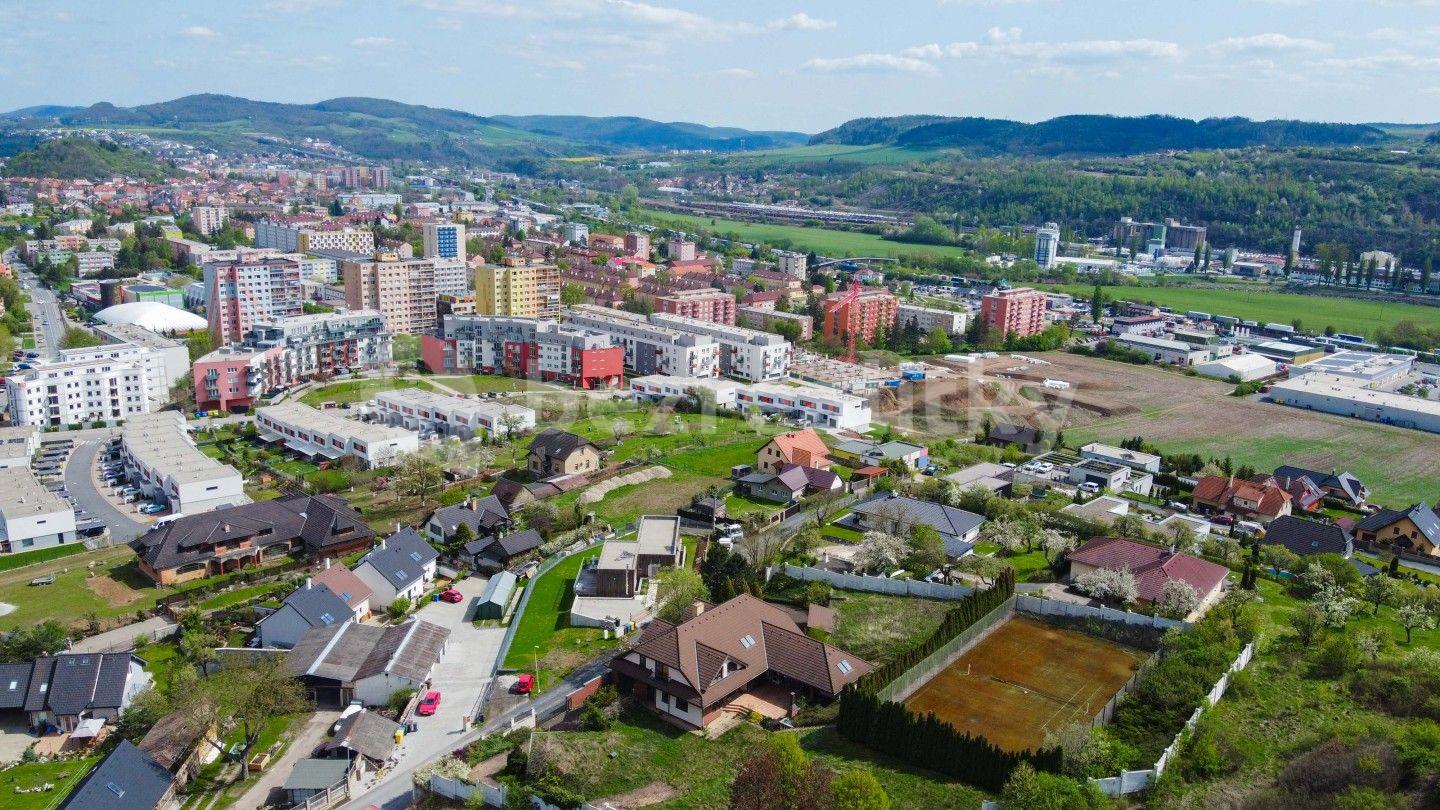 Prodej pozemku 579 m², Nad Máchovnou, Beroun, Středočeský kraj
