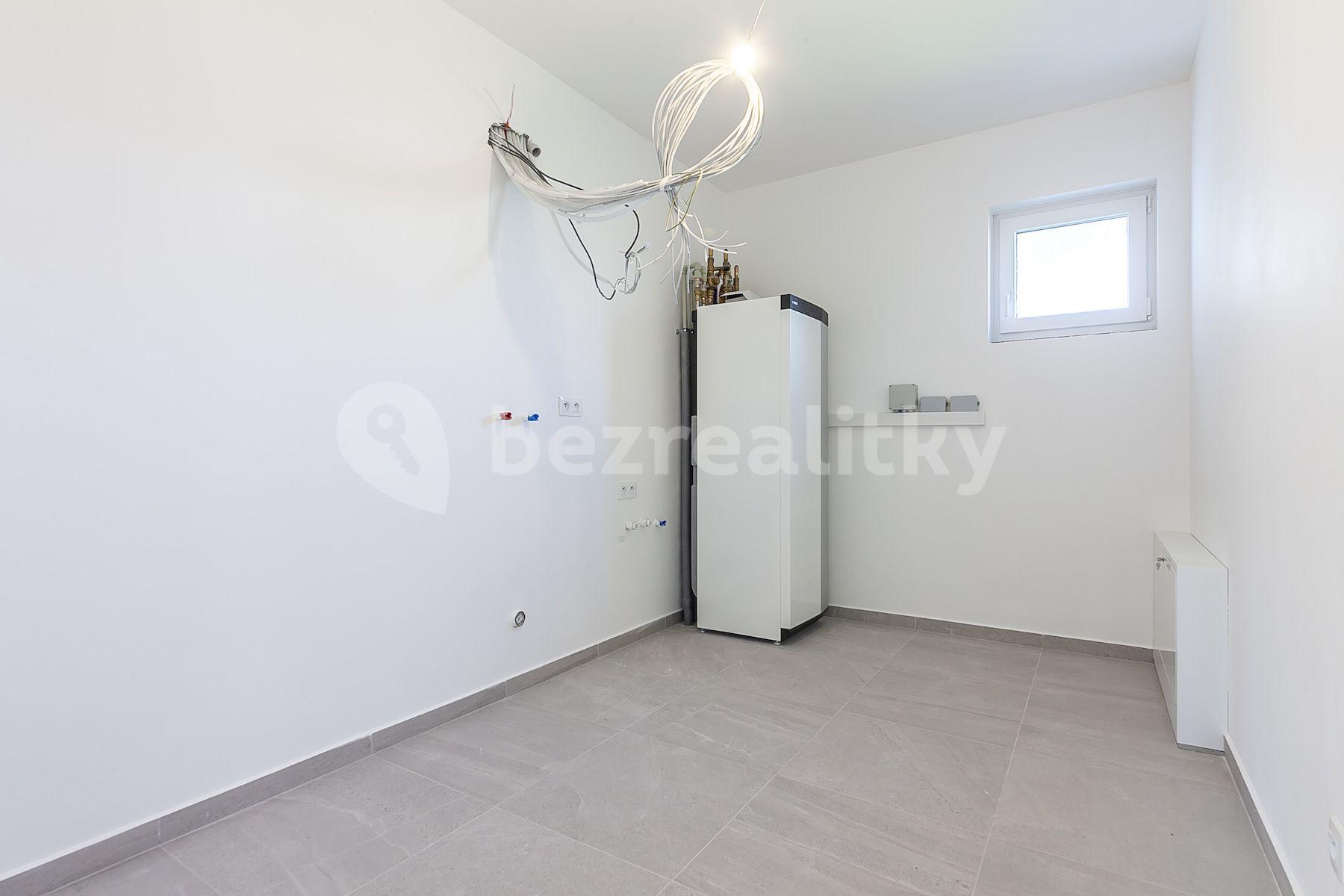 Prodej domu 190 m², pozemek 829 m², Vestec, Vestec, Středočeský kraj