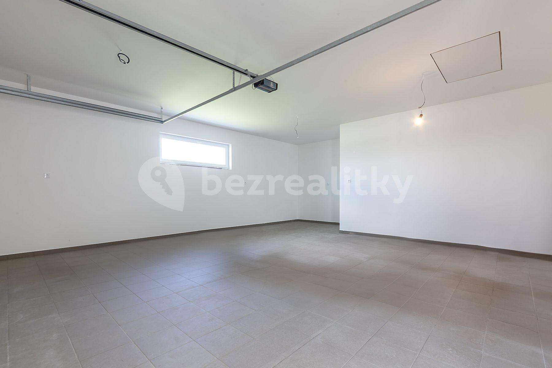 Prodej domu 190 m², pozemek 829 m², Vestec, Vestec, Středočeský kraj