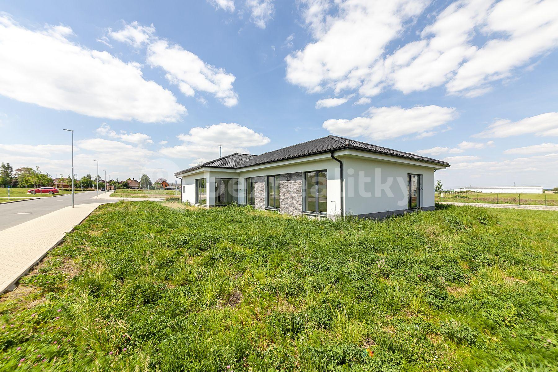 Prodej domu 190 m², pozemek 829 m², Vestec, Vestec, Středočeský kraj