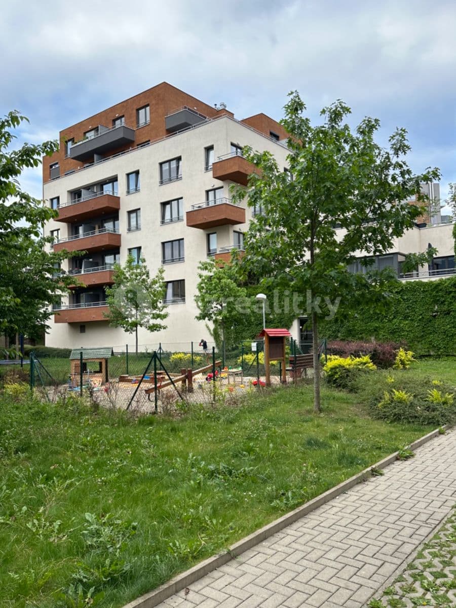 Pronájem bytu 1+kk 31 m², Jateční, Praha, Praha