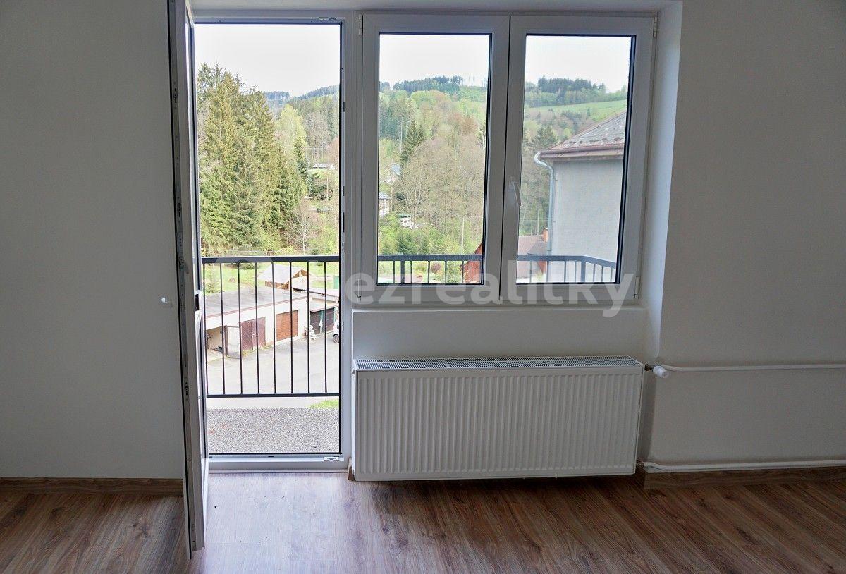 Prodej bytu 3+1 70 m², Zlatá Olešnice, Liberecký kraj