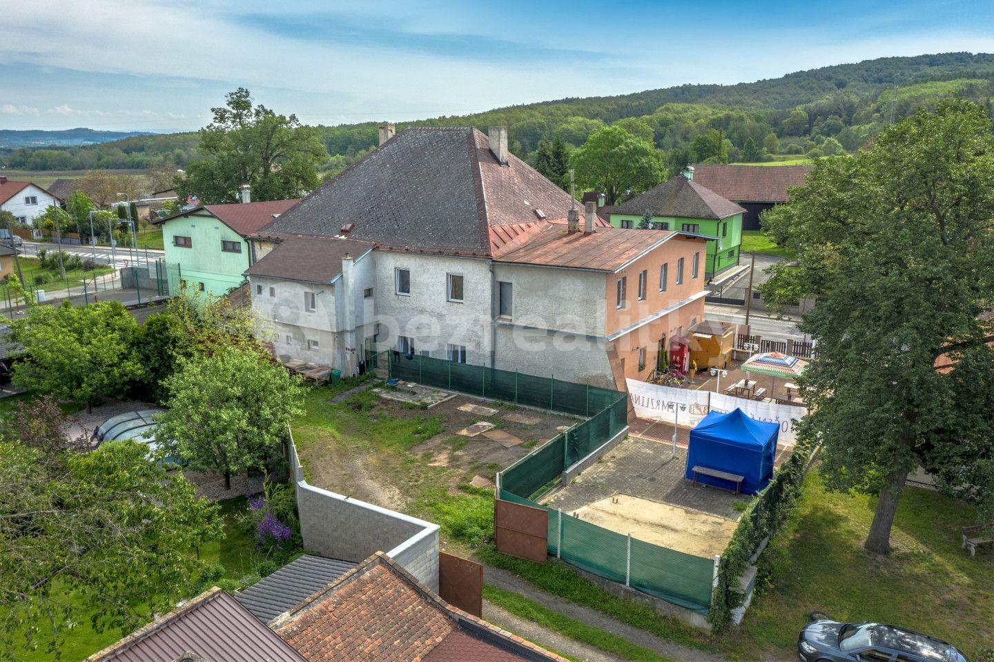 Prodej domu 540 m², pozemek 1.102 m², Bakov nad Jizerou, Středočeský kraj