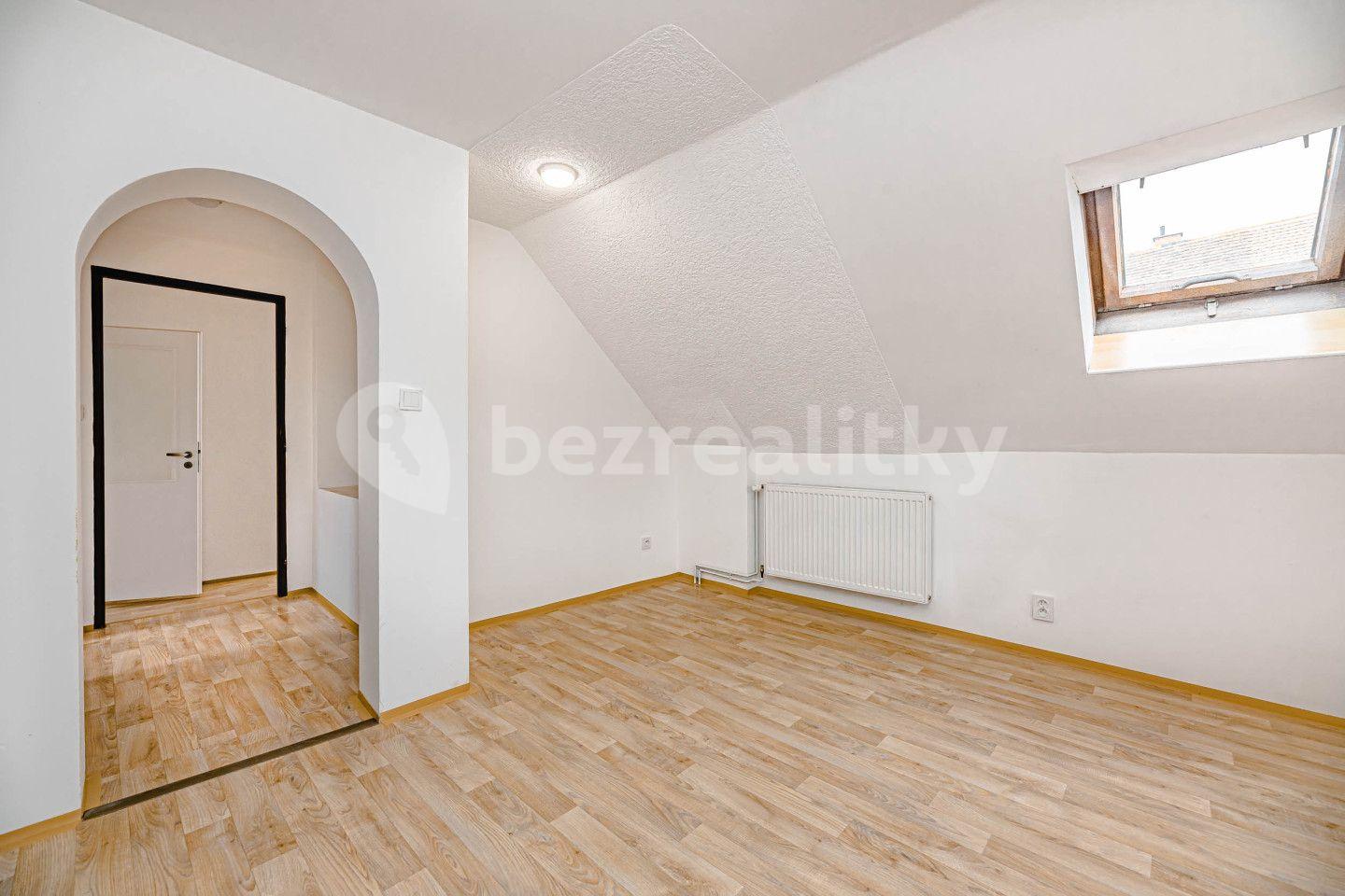 Prodej domu 148 m², pozemek 302 m², Pod Poštou, Solnice, Královéhradecký kraj