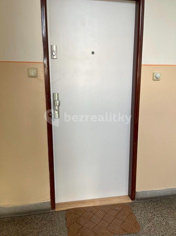 Pronájem bytu 2+1 55 m², Haškova, Hradec Králové, Královéhradecký kraj