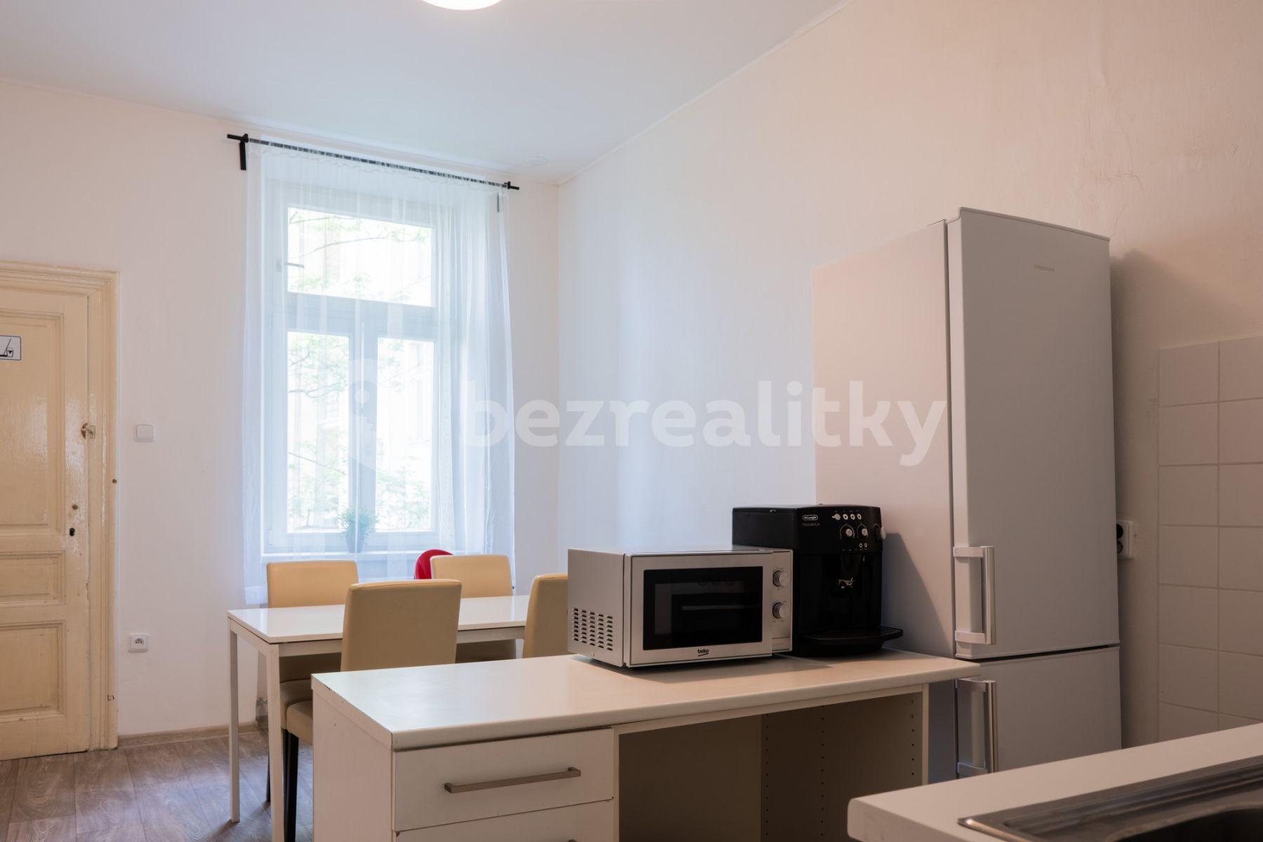 Pronájem bytu 2+1 79 m², Polská, Praha, Praha