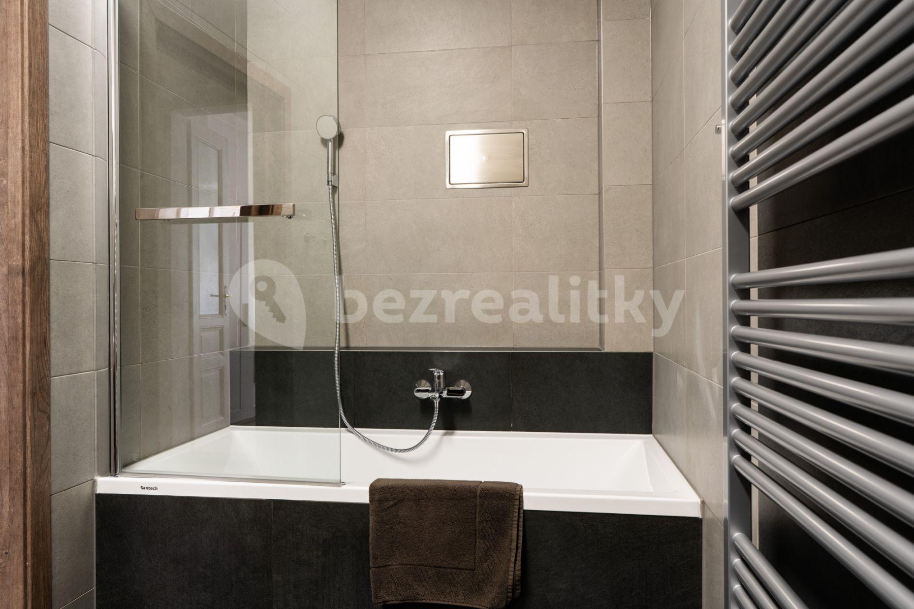 Pronájem bytu 2+1 79 m², Polská, Praha, Praha