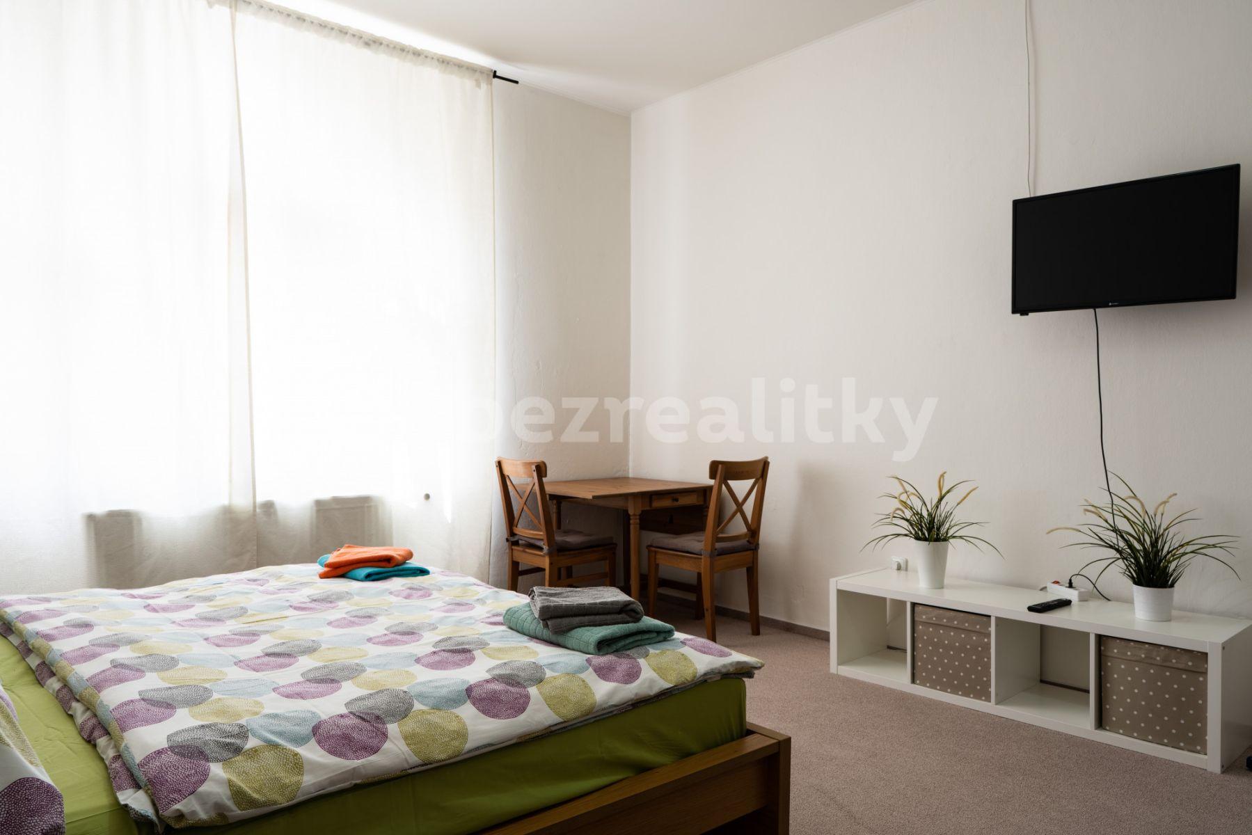 Pronájem bytu 2+1 79 m², Polská, Praha, Praha