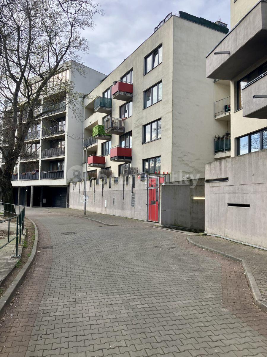 Pronájem bytu 2+1 40 m², U Michelského mlýna, Praha, Praha