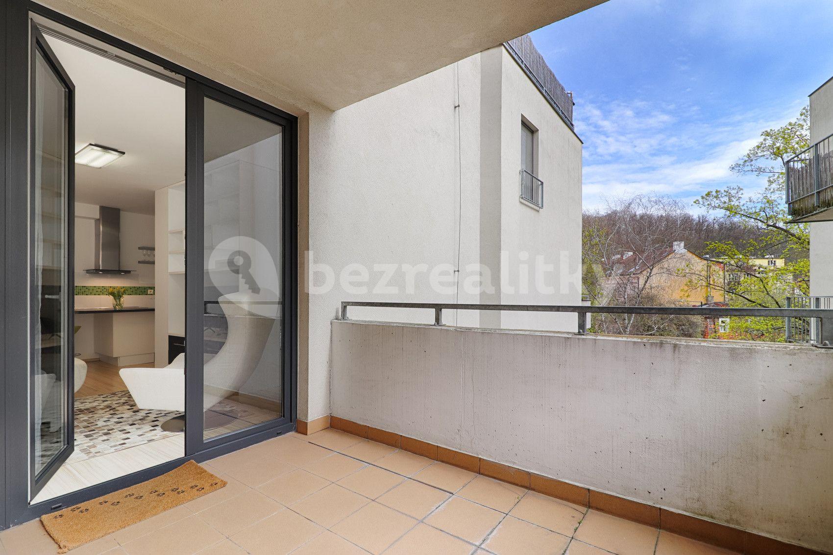 Pronájem bytu 2+1 40 m², U Michelského mlýna, Praha, Praha