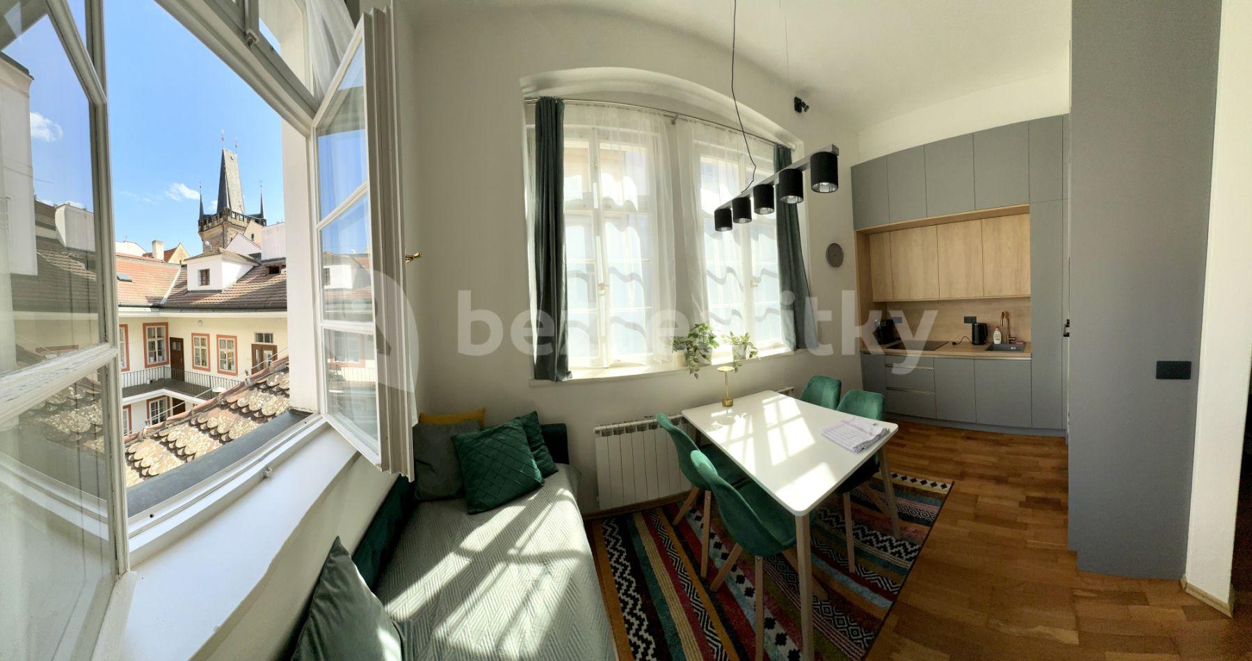 Pronájem bytu 2+1 40 m², Mostecká, Praha, Praha