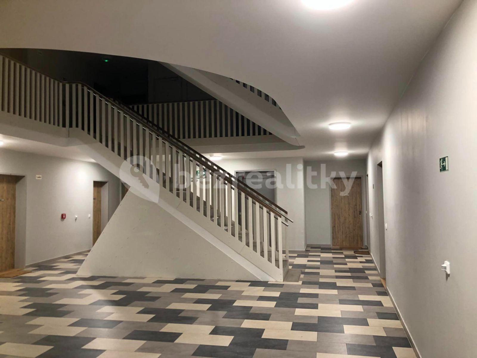 Pronájem bytu 1+kk 37 m², Vorařská, Praha, Praha