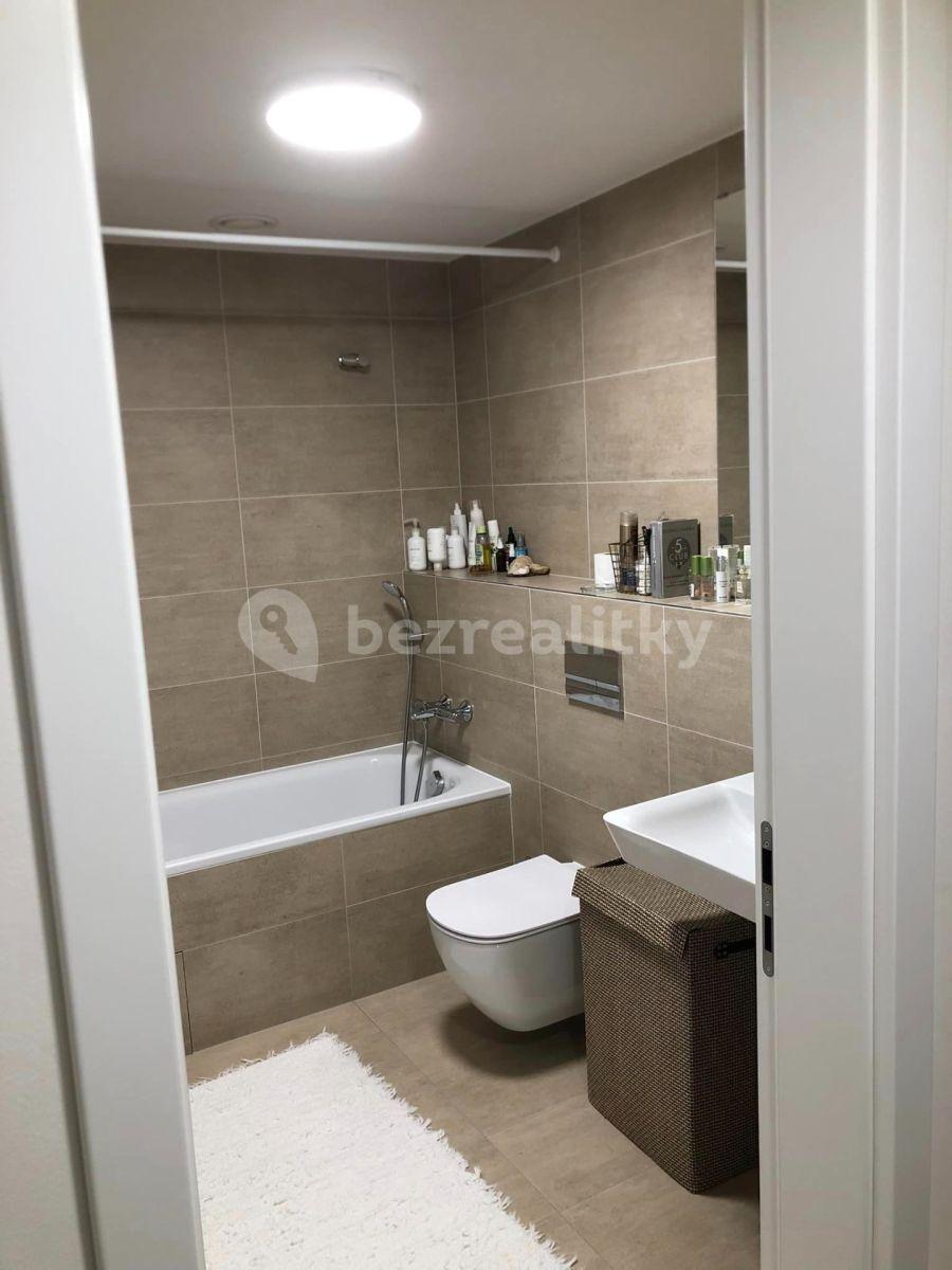 Pronájem bytu 1+kk 37 m², Vorařská, Praha, Praha