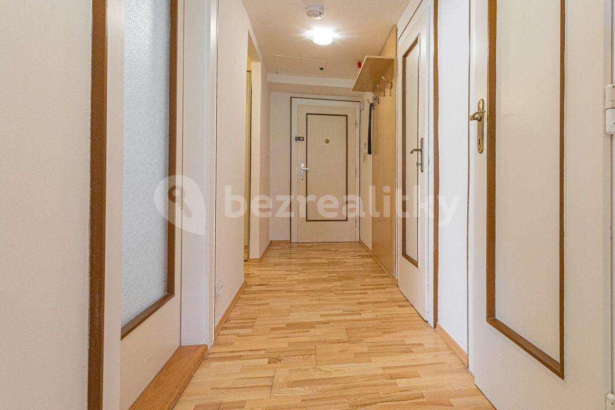 Pronájem bytu 2+1 50 m², U Obecního dvora, Praha, Praha