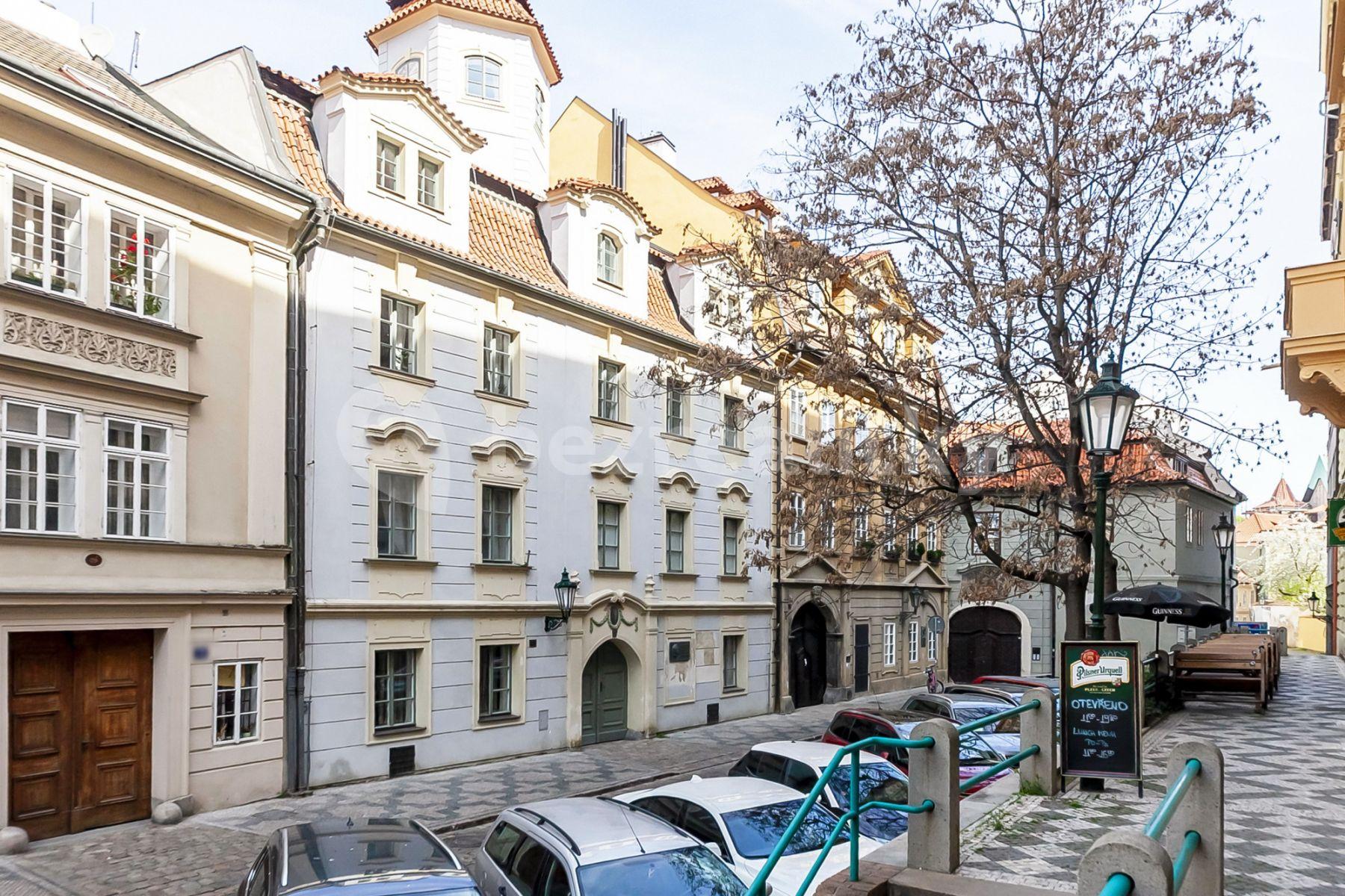 Pronájem bytu 2+1 50 m², U Obecního dvora, Praha, Praha