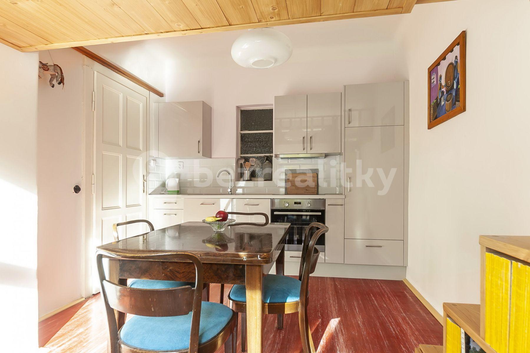 Pronájem bytu 2+1 55 m², Parléřova, Praha, Praha