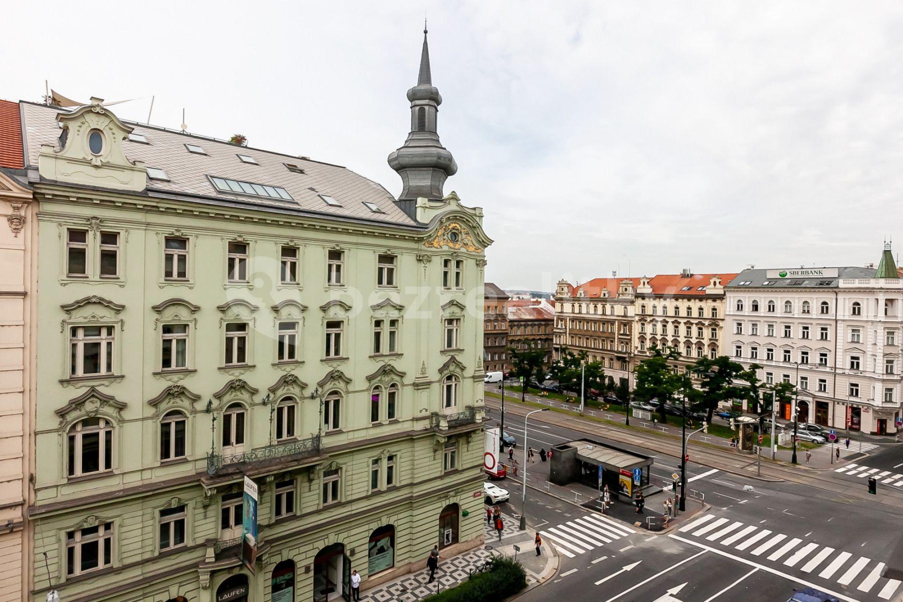 Pronájem bytu 1+kk 30 m², Legerova, Praha, Praha