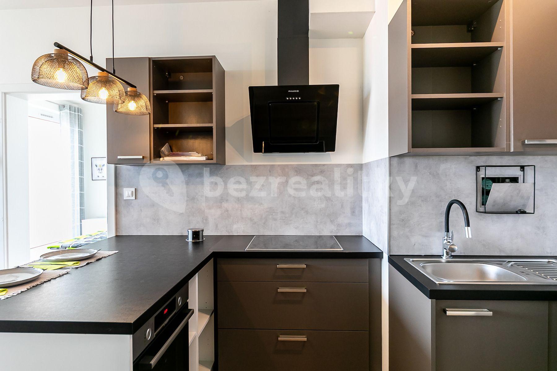 Prodej bytu 2+kk 58 m², Choceradská, Praha, Praha