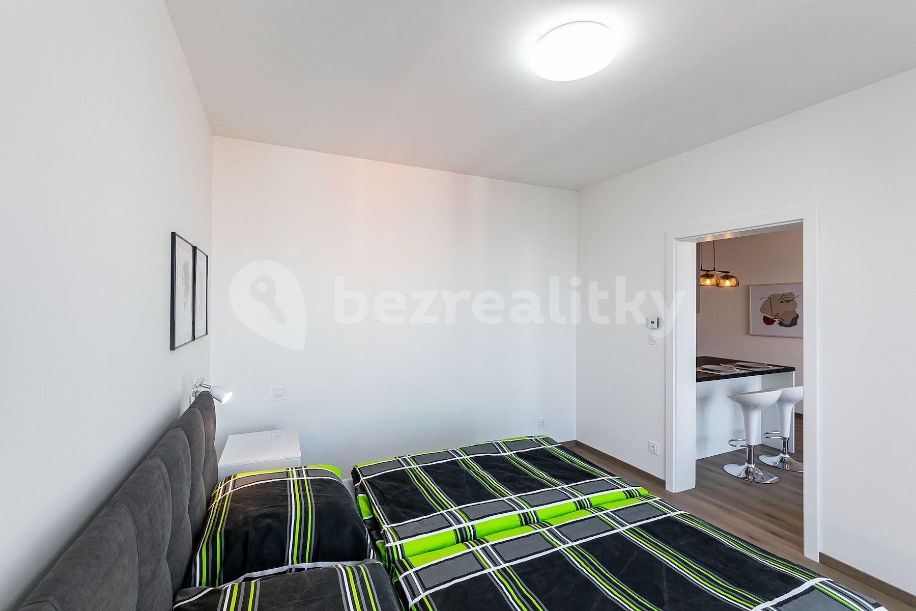 Prodej bytu 2+kk 58 m², Choceradská, Praha, Praha