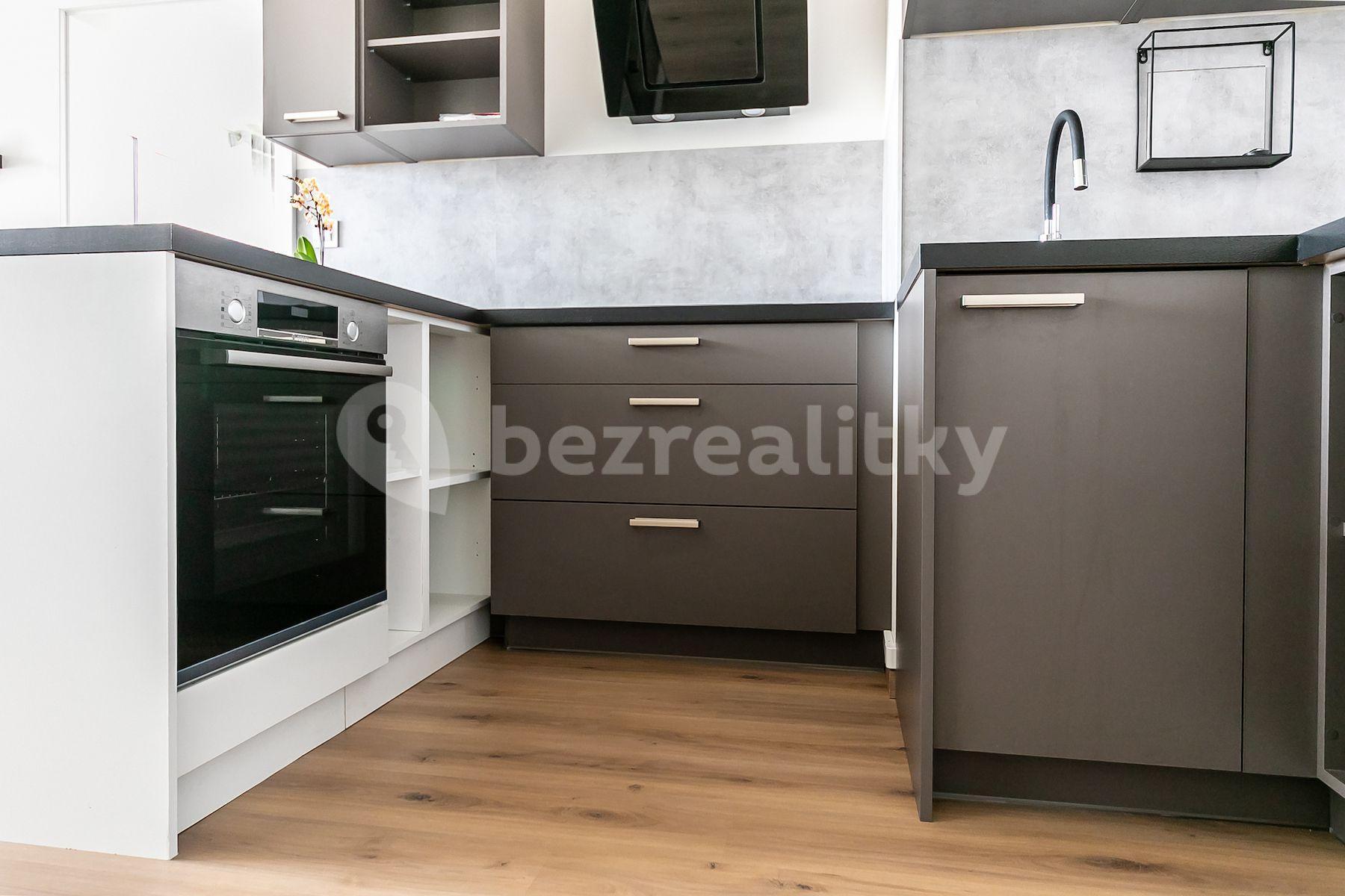 Prodej bytu 2+kk 58 m², Choceradská, Praha, Praha