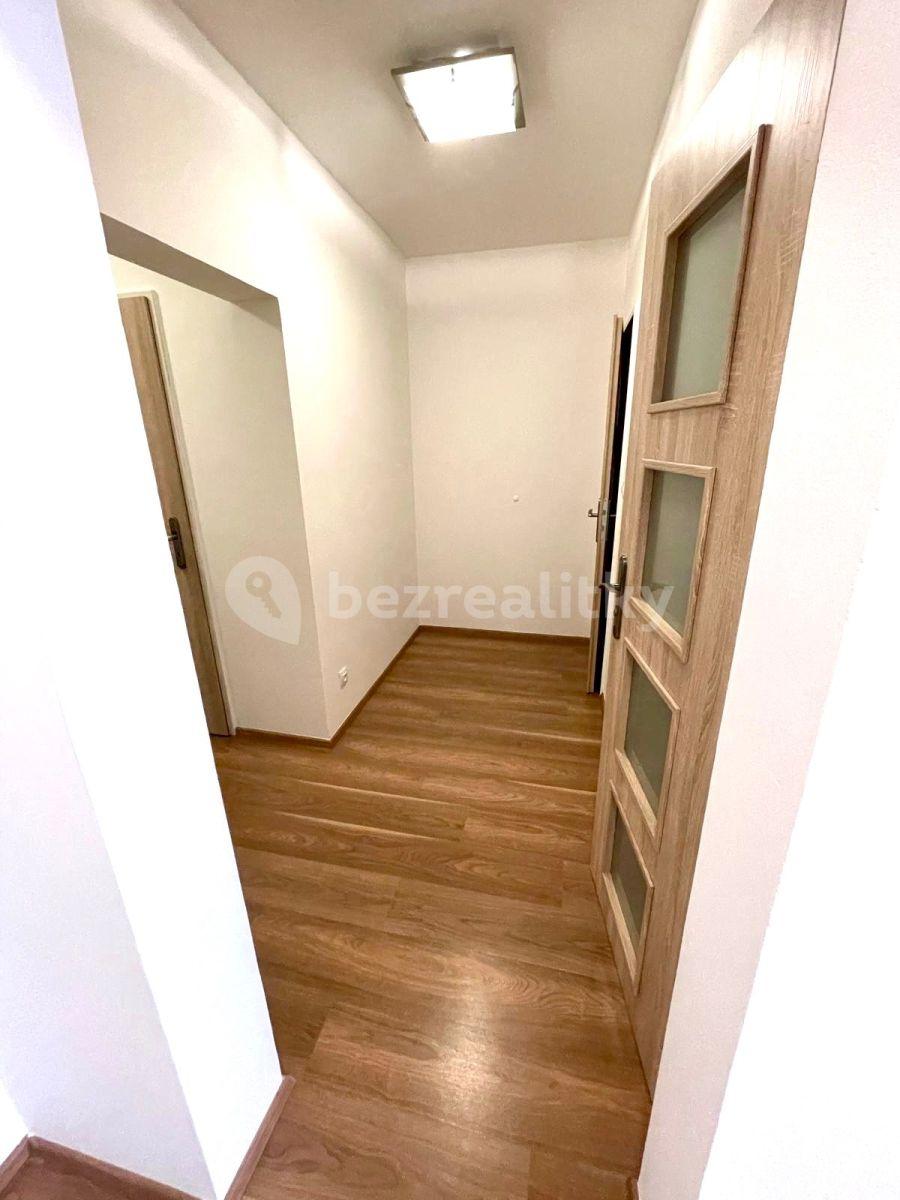 Prodej bytu 3+1 64 m², Jablonecká, Praha, Praha