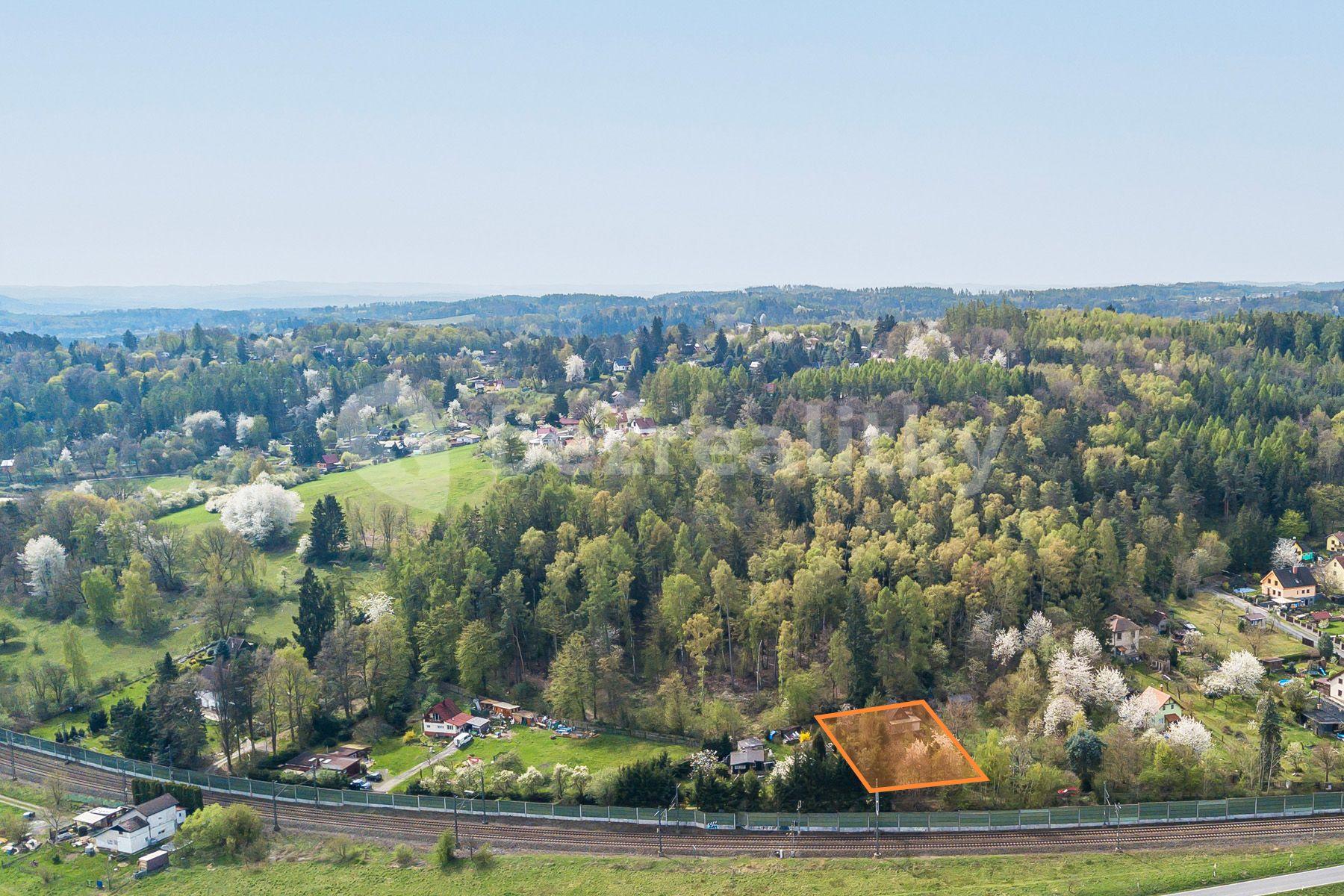 Prodej pozemku 1.108 m², U Trati, Všestary, Středočeský kraj