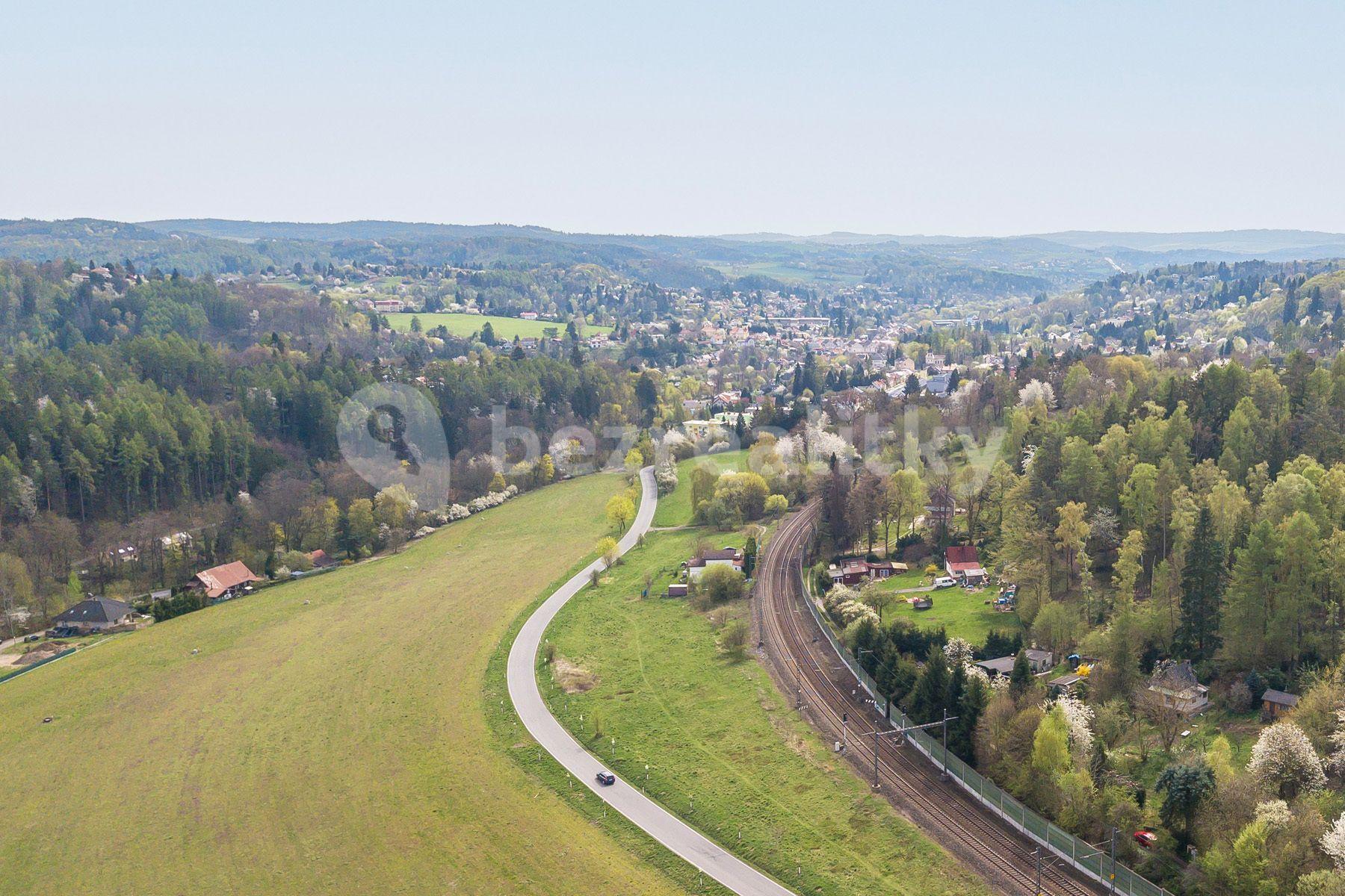 Prodej pozemku 1.108 m², U Trati, Všestary, Středočeský kraj